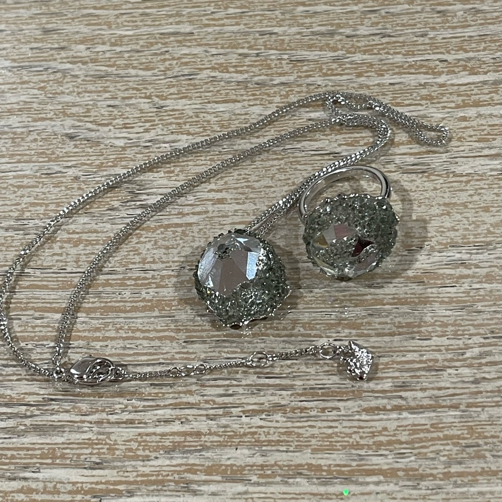 Swarovski Authentic Elegant Silver Jewelry Set